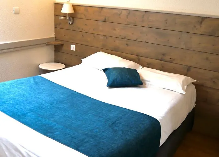 ホテル Restaurant Du 2*