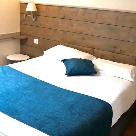 Ξενοδοχείο Restaurant Du 2*